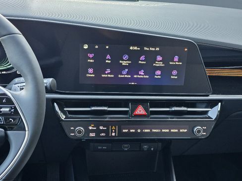 New 2025 Kia Niro EX w/ EX Cold Weather Package image 8