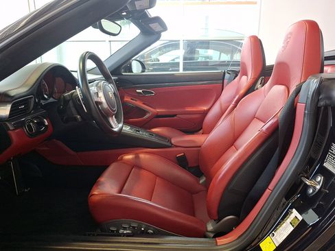 Used 2014 Porsche 911 Turbo image 11