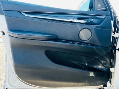 Used 2019 BMW X6 xDrive50i image 11