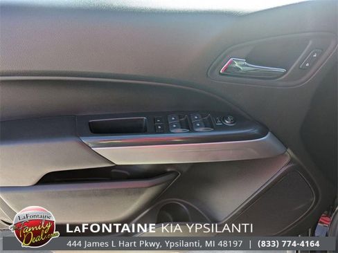 Used 2022 Chevrolet Colorado ZR2 image 13