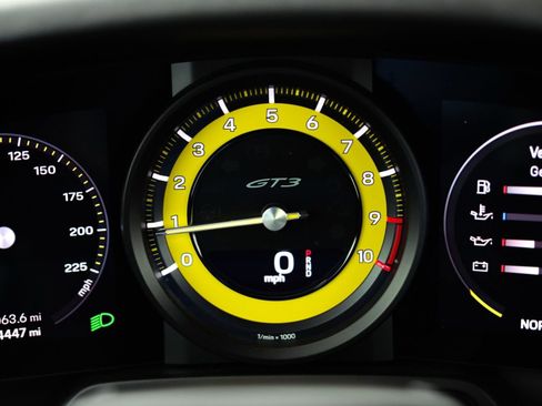 Used 2022 Porsche 911 GT3 RWD image 47