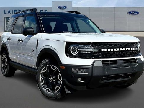 New 2026 Ford Bronco Sport Outer Banks w/ Outer Banks Tech Package+ image 2