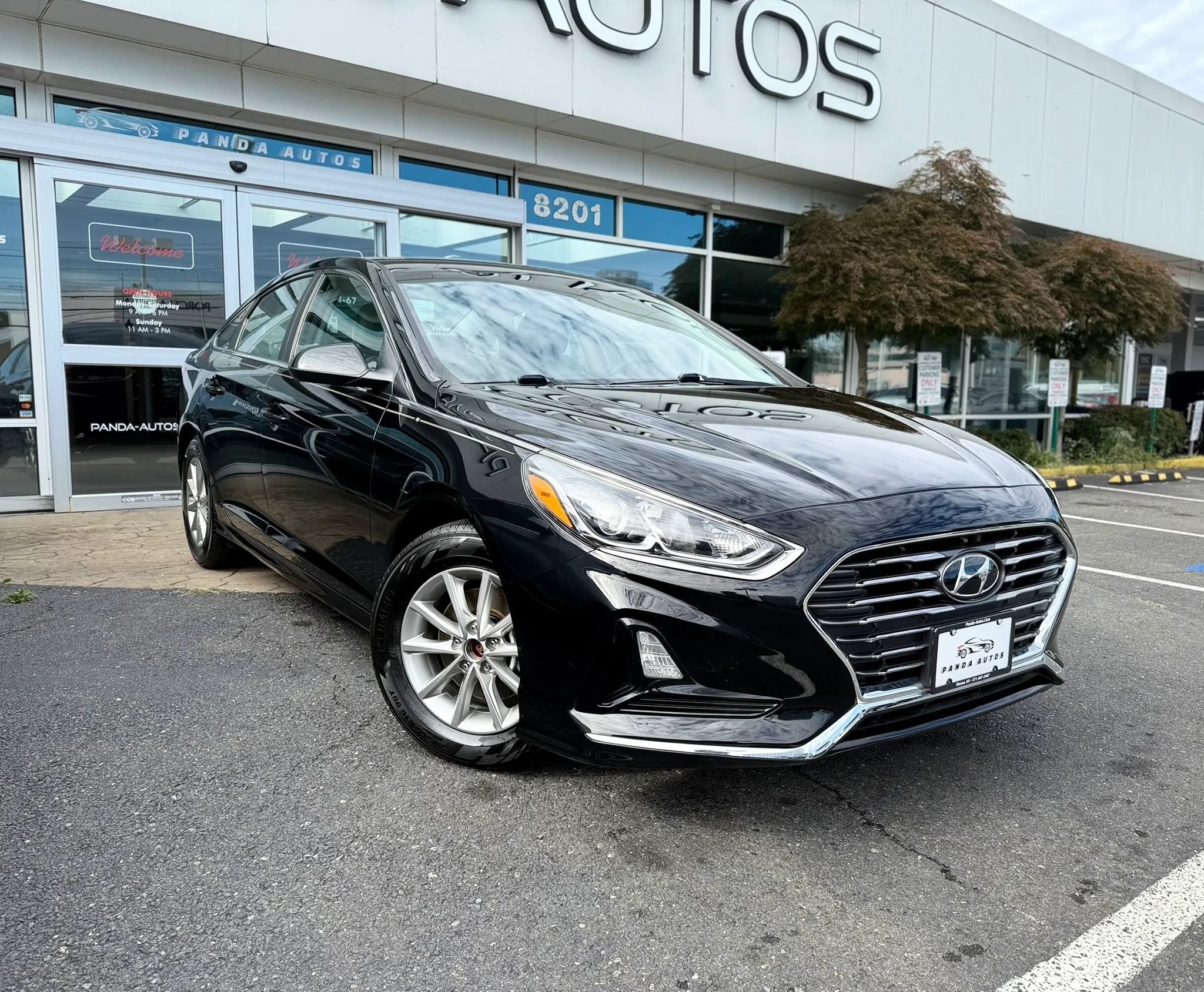 Used 2018 Hyundai Sonata SE FWD image 1