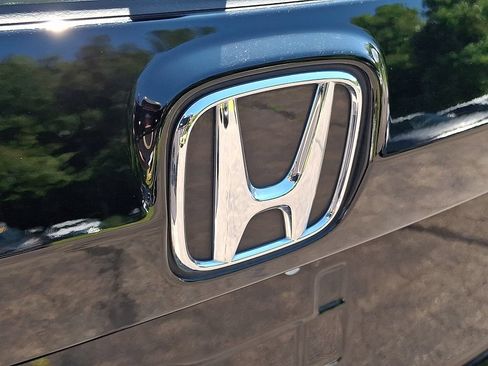 Used 2024 Honda CR-V LX image 29