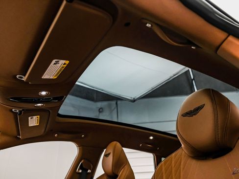 Used 2023 Aston Martin DBX 707 image 37