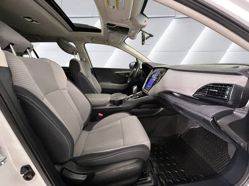 Used 2021 Subaru Outback Premium image 13