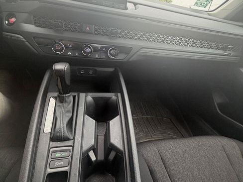 Used 2024 Honda Accord LX image 19