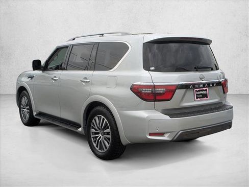 Used 2023 Nissan Armada SL w/ Captain's Chairs Package image 5