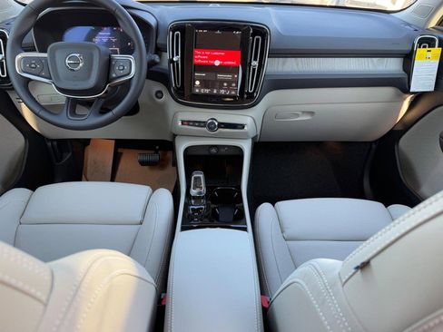 New 2026 Volvo XC40 B5 Ultra w/ Climate Package image 6
