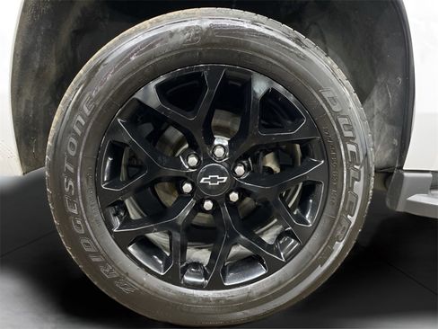 Used 2017 Chevrolet Tahoe LT image 21