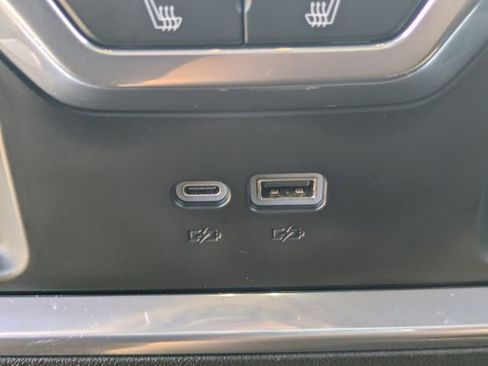 Used 2024 GMC Sierra 2500 Denali Ultimate image 16