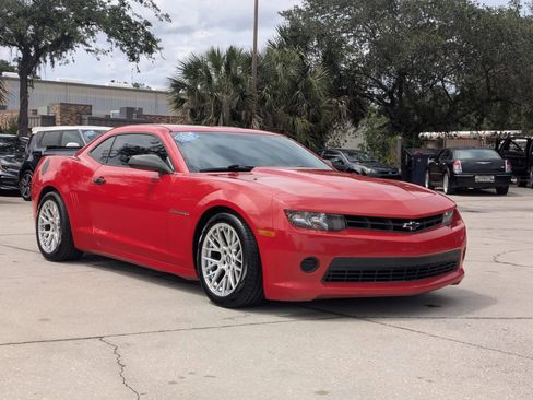 Used 2014 Chevrolet Camaro LS RWD image 4