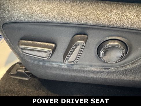 Used 2021 Toyota RAV4 XLE FWD image 20