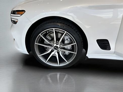 Used 2026 Genesis G70 2.5T RWD image 18