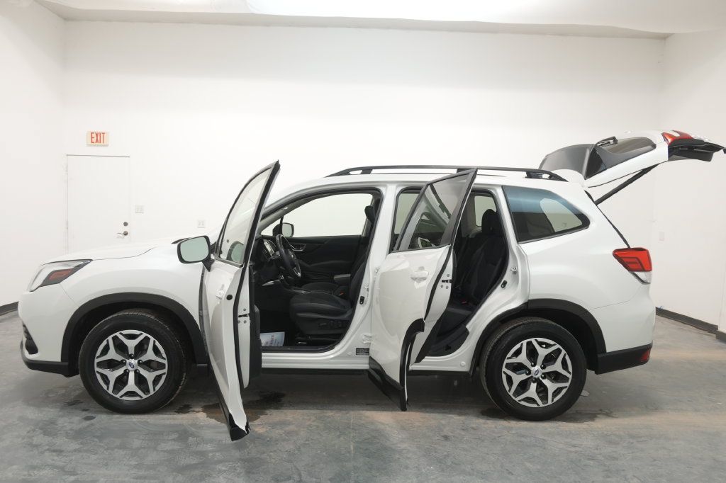 Used 2024 Subaru Forester Premium AWD/4WD image 31