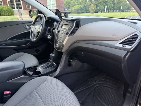 Used 2016 Hyundai Santa Fe Sport FWD image 27