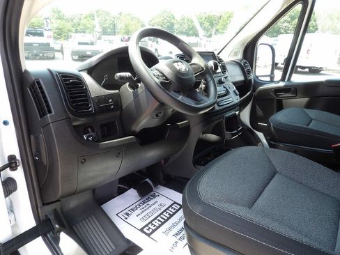 Used 2024 RAM ProMaster 2500 FWD image 16