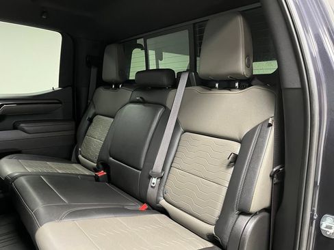 Used 2023 Chevrolet Silverado 1500 ZR2 AWD/4WD image 46