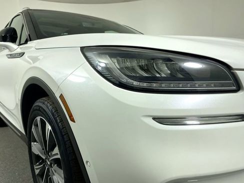 Used 2021 Lincoln Corsair Reserve w/ Equipment Group 201A image 27