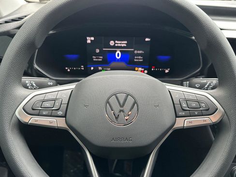 Used 2022 Volkswagen Taos S image 22