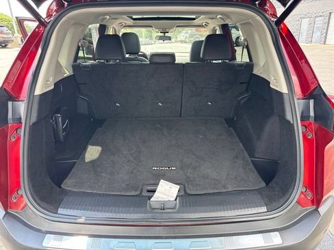Used 2023 Nissan Rogue SV w/ SV Premium B Package AWD/4WD image 16