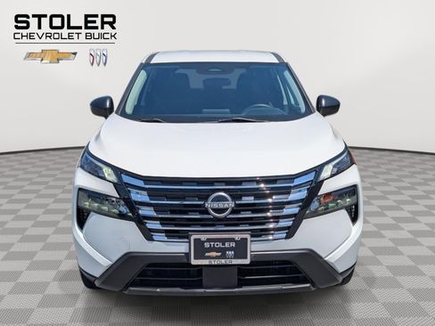 Used 2024 Nissan Rogue S AWD/4WD image 8