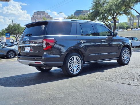 Certified 2024 Ford Expedition Limited AWD/4WD image 6