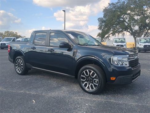 Used 2022 Ford Maverick Lariat w/ Equipment Group 500A Standard image 2