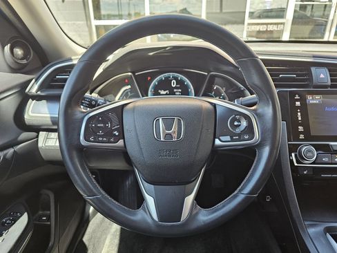 Used 2016 Honda Civic Touring image 22