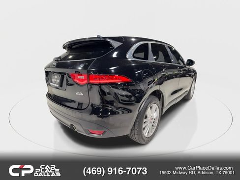 Used 2020 Jaguar F-PACE Prestige image 12