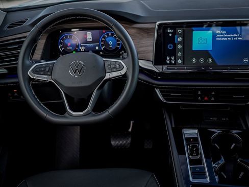 New 2026 Volkswagen Atlas SEL AWD/4WD image 25