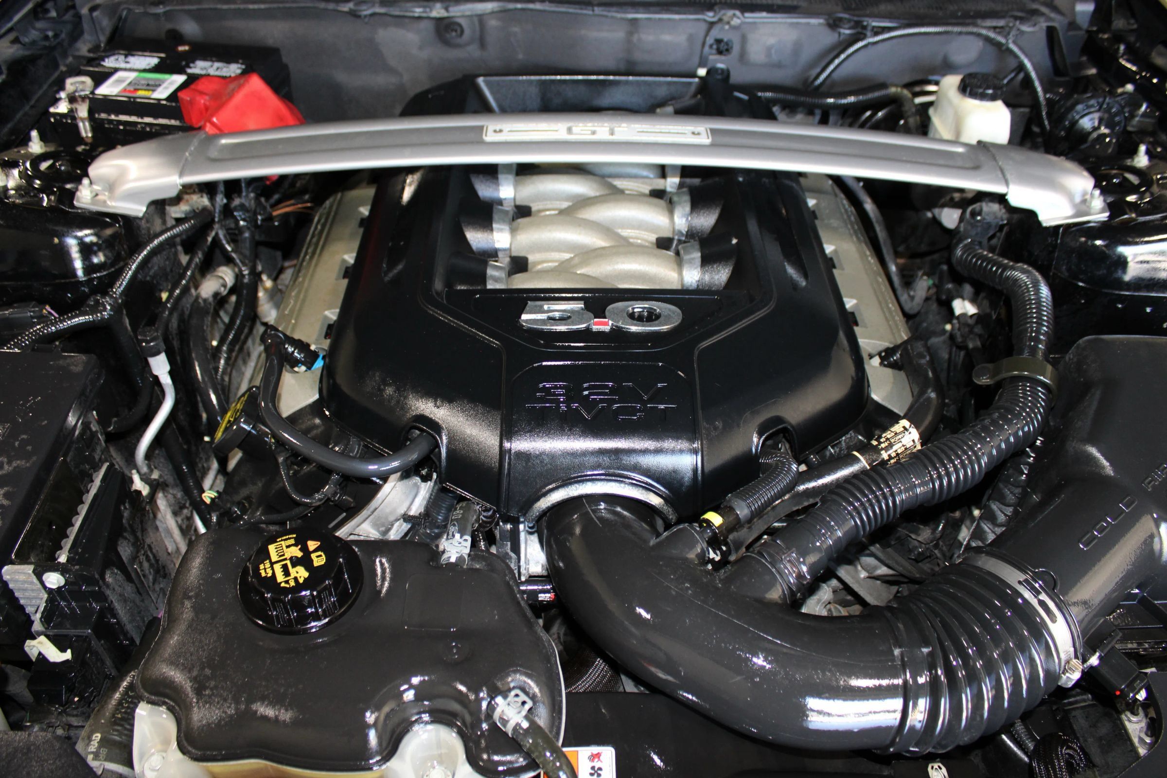 Used 2011 Ford Mustang GT Premium w/ Comfort Pkg RWD image 52