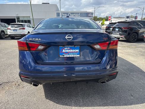 Used 2023 Nissan Altima 2.5 SR image 6