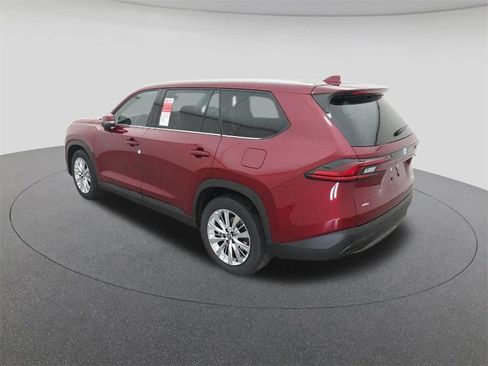 New 2026 Toyota Grand Highlander Platinum image 5