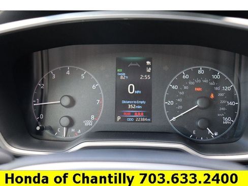 Used 2023 Toyota Corolla SE image 9
