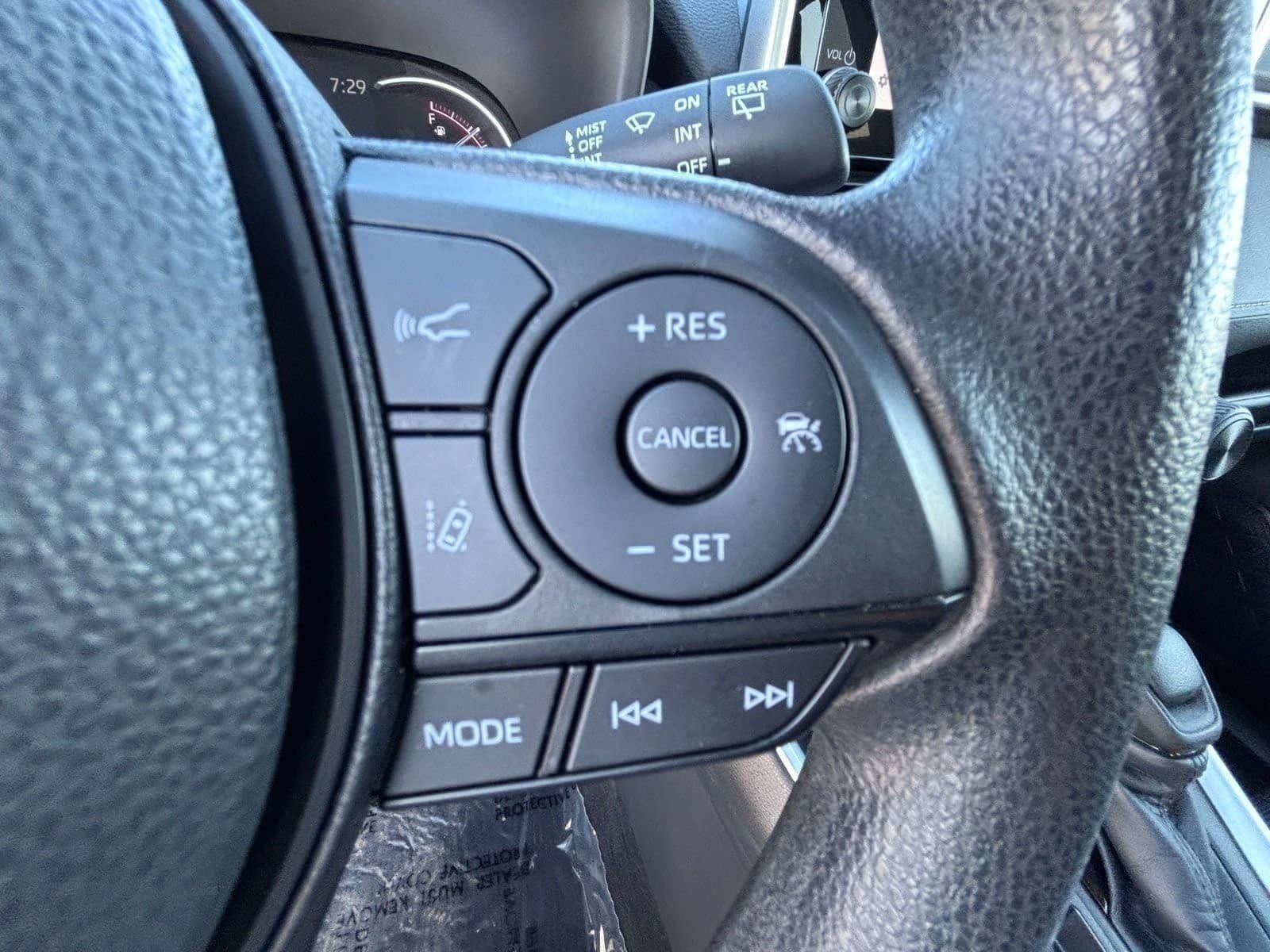 Used 2024 Toyota RAV4 LE FWD image 25