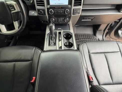 Used 2018 Ford F150 Lariat AWD/4WD image 13