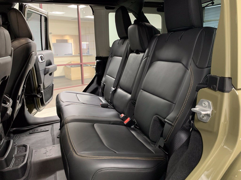 Certified 2025 Jeep Wrangler Unlimited Rubicon 392 AWD/4WD image 14