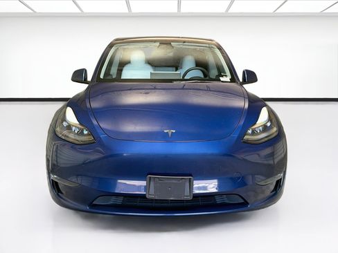 Used 2022 Tesla Model Y Performance AWD/4WD image 2