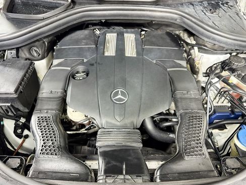 Used 2015 Mercedes-Benz GL 450 GL 450 image 41