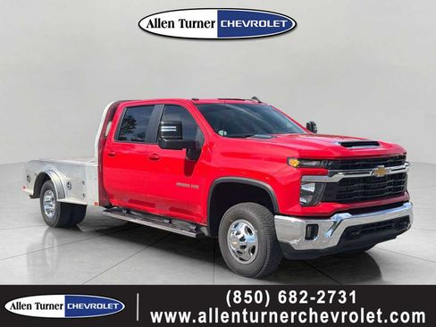 Used 2025 Chevrolet Silverado 3500 LT w/ Convenience Package image 1