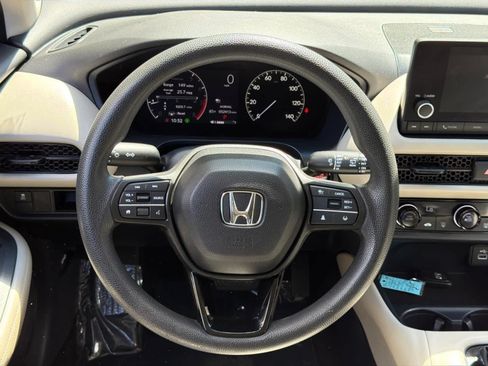 Used 2023 Honda HR-V LX image 16