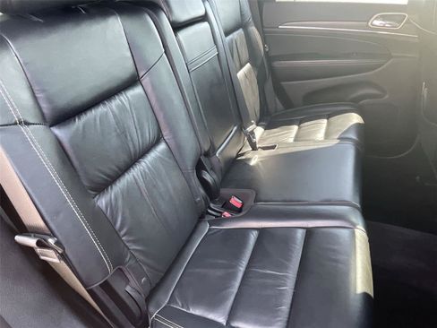 Used 2016 Jeep Grand Cherokee Limited AWD/4WD image 17