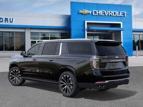 New 2026 Chevrolet Suburban High Country AWD/4WD image 3