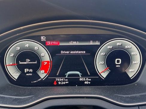 Used 2021 Audi Q5 Prestige image 8