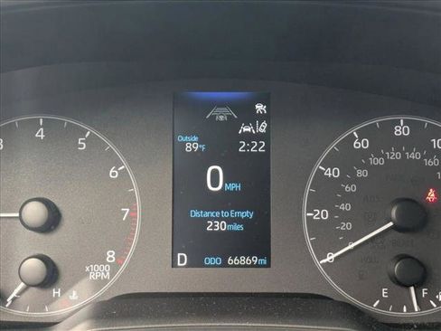 Used 2025 Toyota Corolla LE image 9