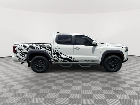 Used 2022 Nissan Frontier PRO-4X w/ Pro-4X Premium Package AWD/4WD image 8