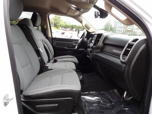 Used 2019 RAM 1500 Big Horn image 14