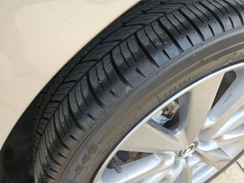 Used 2025 MAZDA MAZDA3 s image 27