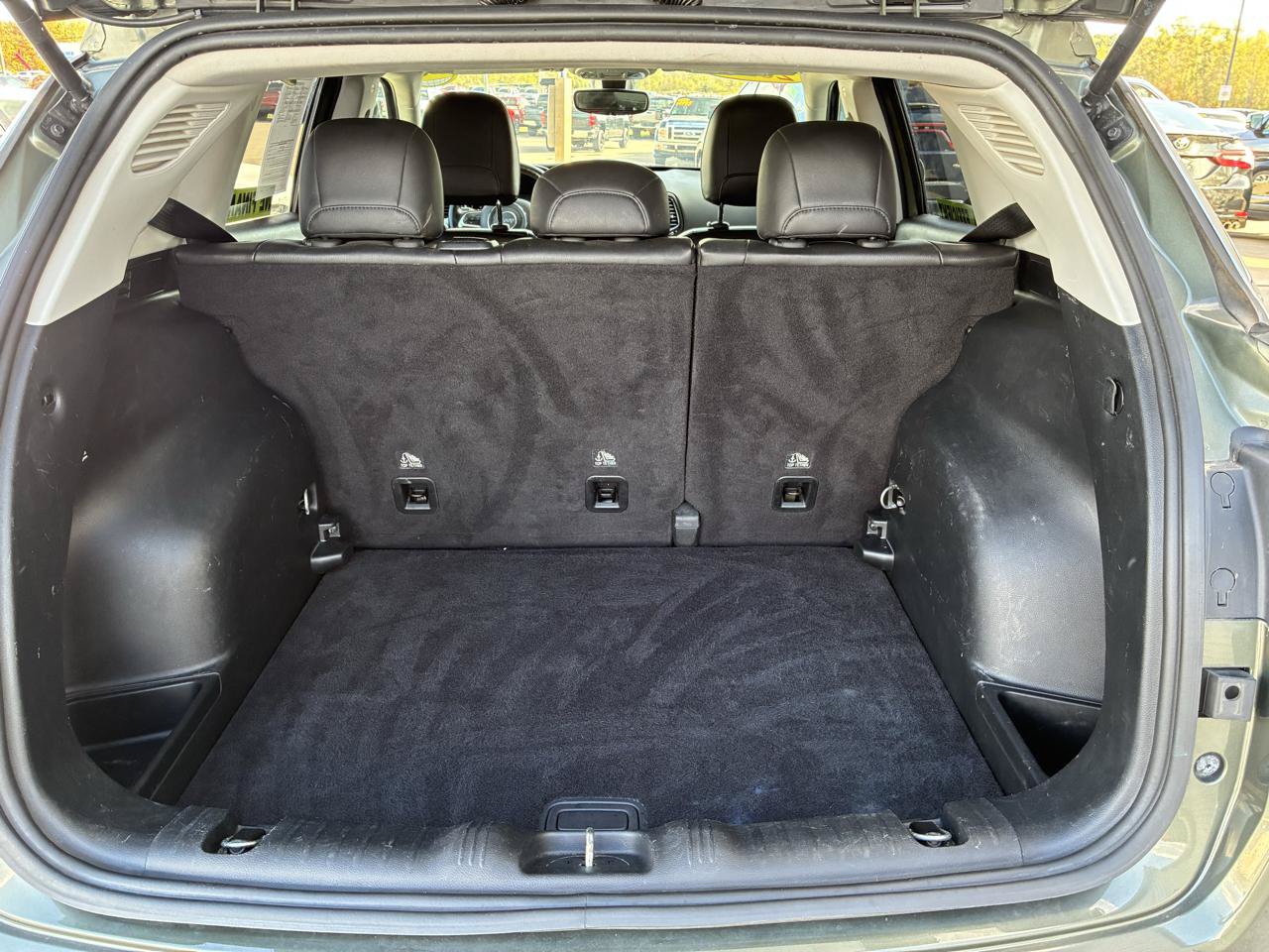 Used 2018 Jeep Compass Latitude w/ Popular Equipment Group FWD image 22
